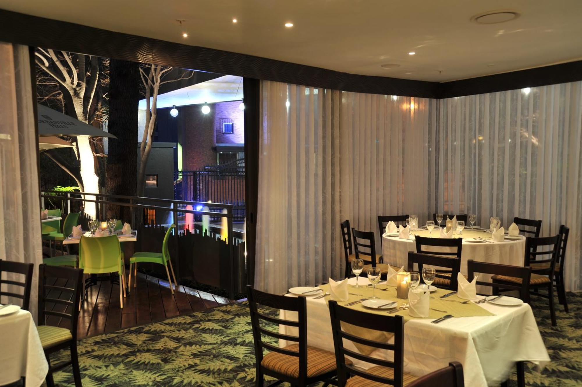 The Parktonian All Suite Hotel Johannesburg Dış mekan fotoğraf