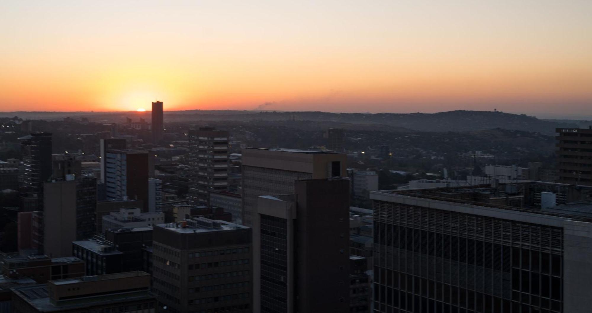 The Parktonian All Suite Hotel Johannesburg Dış mekan fotoğraf